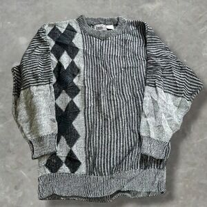 Vintage Gabrielle Men Geometric Diamond Stripe Knit Sweater Large 90s Streetwear